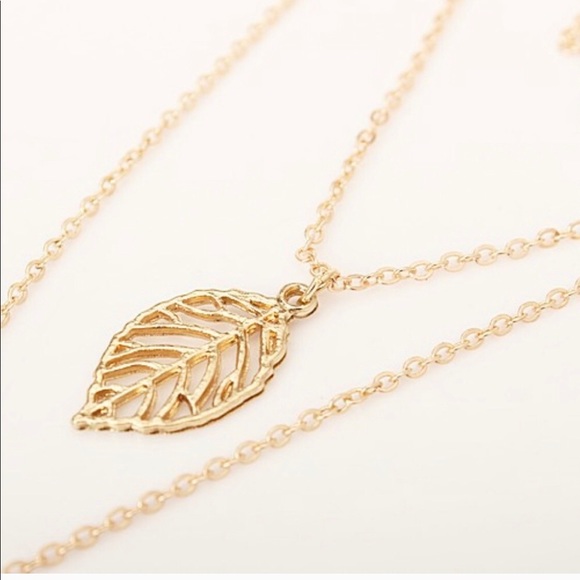 3 tier golden feather statement necklace. - Picture 4 of 4